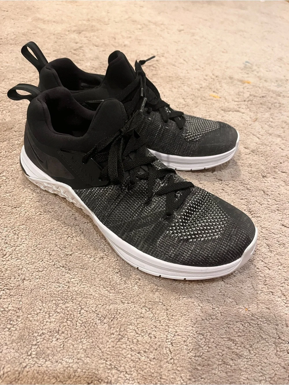 Nike Women’s Metcon Flyknit 3 size 12